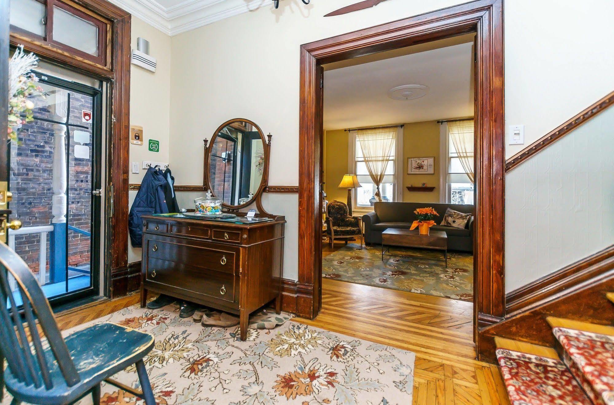 Elliott House Bed & Breakfast Торонто Екстер'єр фото